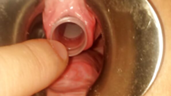 Extreme Babes Ashley Fires und AJ Applegate benutzen Spielzeug